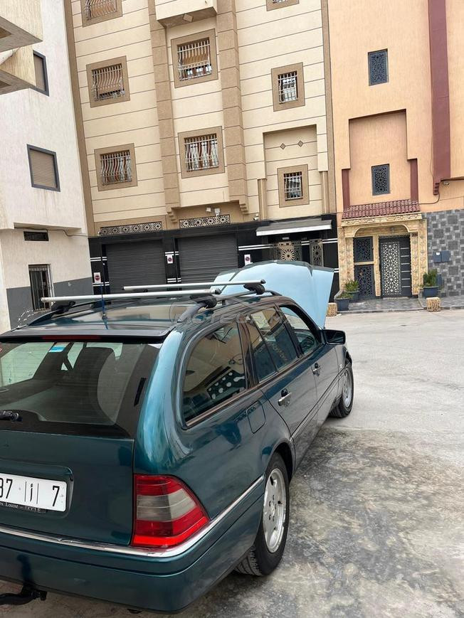مرسيدس 220