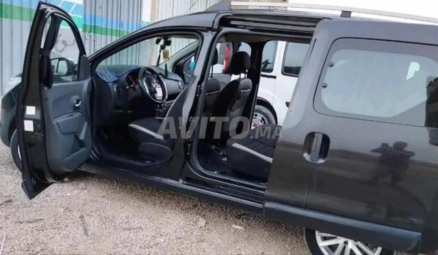 داسيا دوكر ستيبواي 2021 - 2