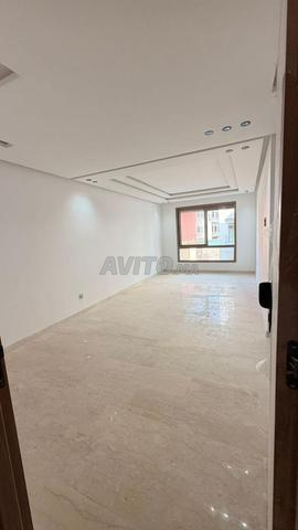 APPARTEMENT A LOUER VIDE 2 CHAMBRES