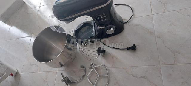 روبوت حلويات KRÖHLER مع وعاء ستانلس ستيل – بحالة جيدة