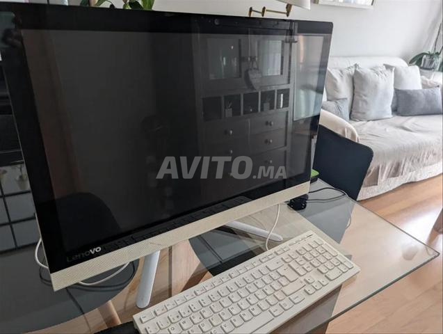 Lenovo IdeaCentre Tout-en-un 300-23ISU