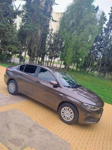 Voiture en bon état - 2