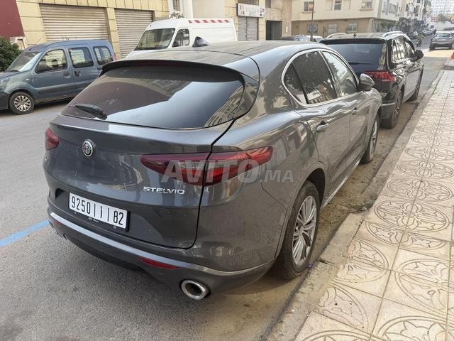 ألفا روميو ستلفيو Q4 2021