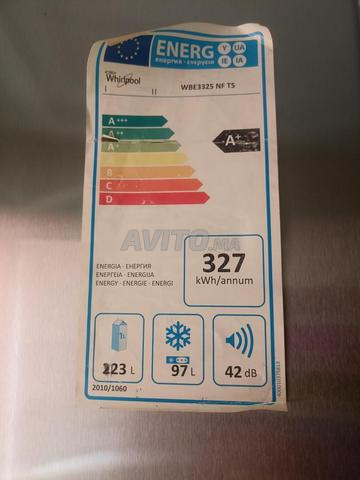 Réfrigérateur Whirlpool spacieux à vendre - 2