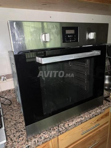 Four encastrable Whirlpool