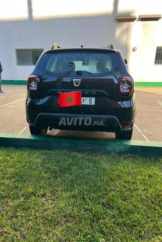 Dacia Duster Diesel Automatique 2019 à Bouskoura - 2