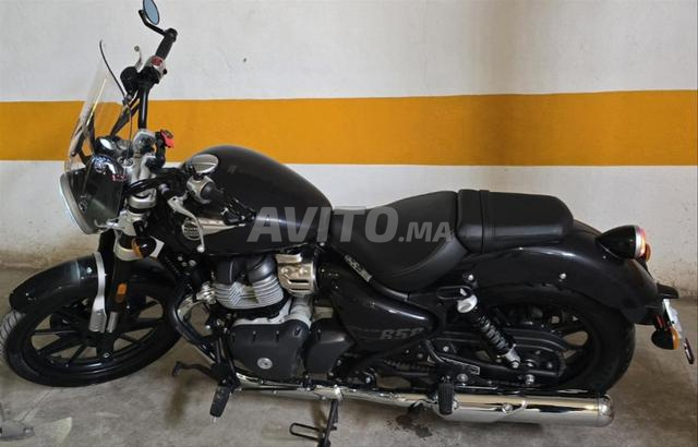 Royal Enfield Super Meteor 650