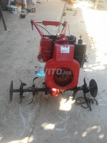 Charrue Kherbal diesel avec contact