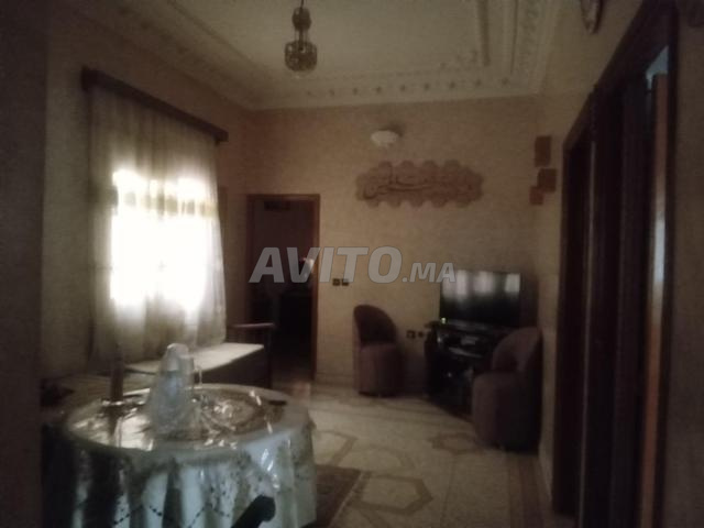 R2، شرفة وكراج - 2