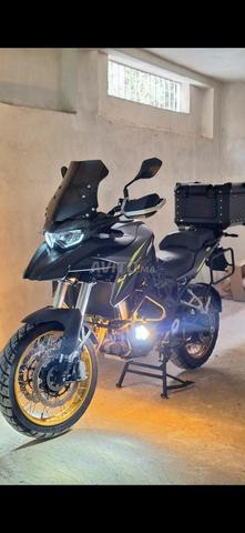 Moto Qj 550 Srt