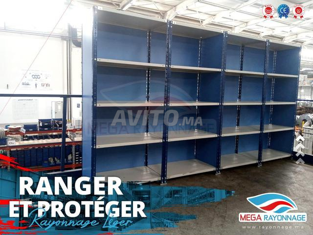 Rayonnage semi-lourd robuste pour vos entrepôts