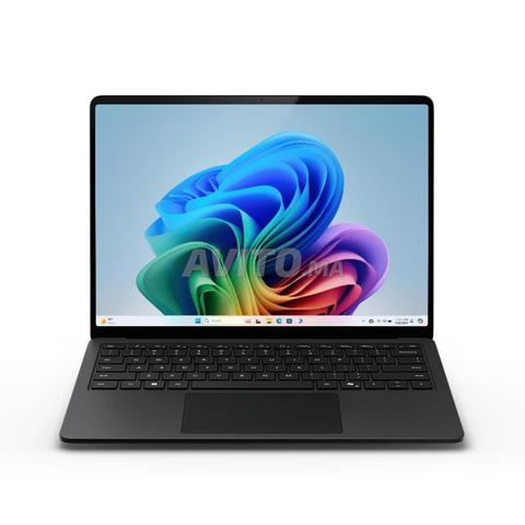Ordinateur portable Microsoft Surface 7 plus avec chargeur d'origine - 2