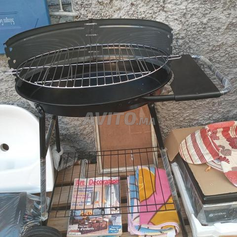 Le grill de haute qualité