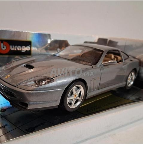 Ferrari 550 Maranello 1/18 Argent Burago