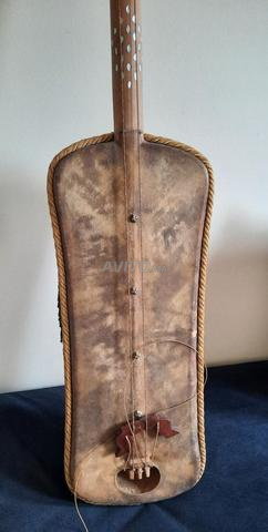 Guembri gravé et pochette - 2