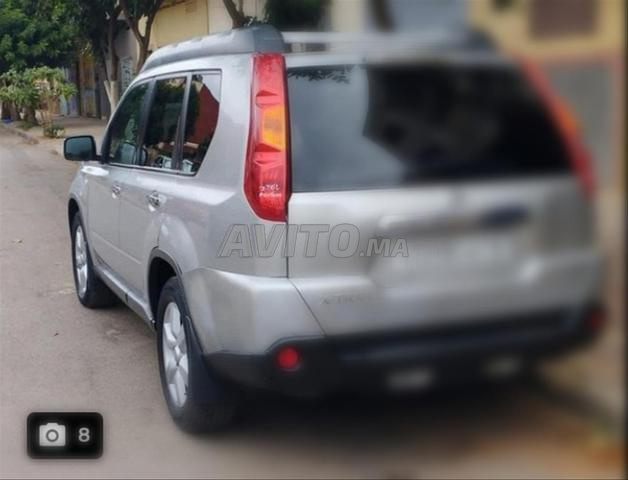 سيارة نيسان مستعملة