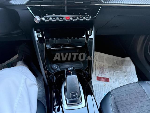 Peugeot 2008 Diesel Automatique 2022 à Rabat - 2