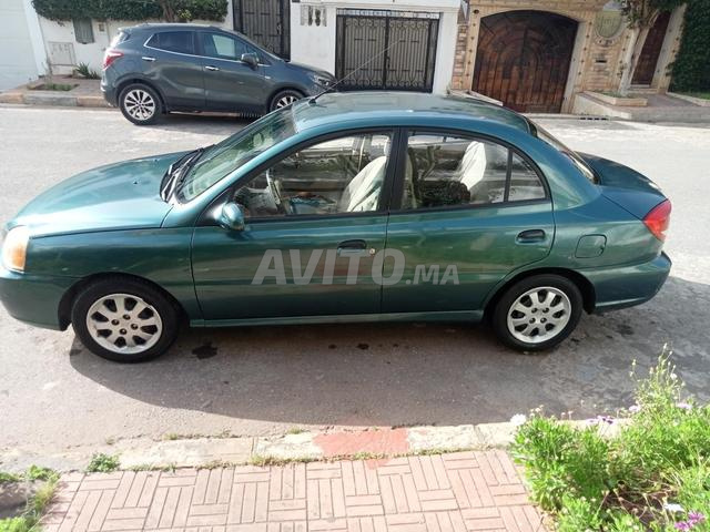 A vendre Kia Rio - 2