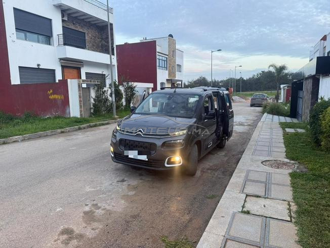 Citroën Berlingo Diesel Manuelle 2023 à Kénitra
