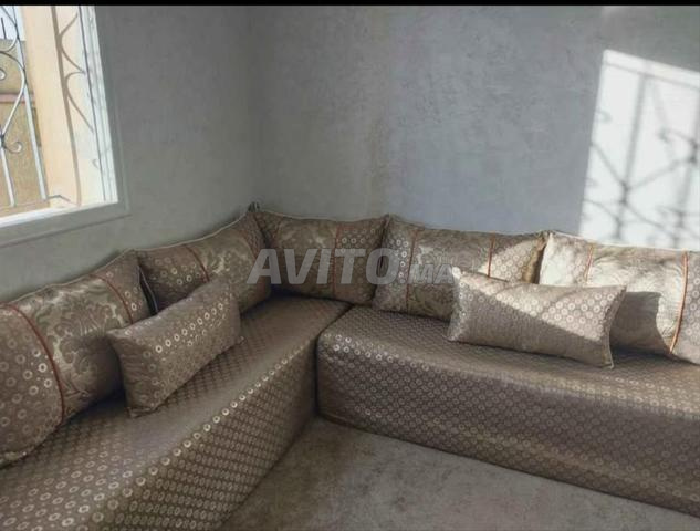 Nouveaux tapis non utilisés 3 tapis 10 coussins et 3 matelas - 2