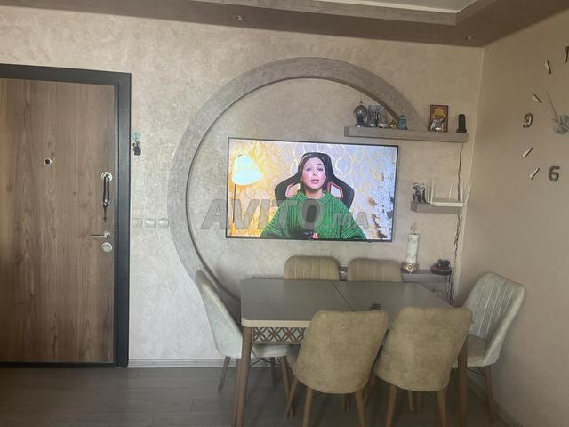 Apparemment à vendre - 2