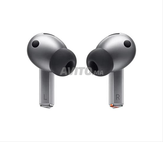 SAMSUNG Galaxy Buds PRO 3 Silver - ACC - 2