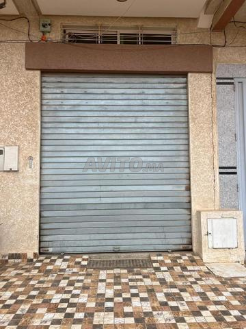 مرآب للبيع بفاس – مثالي للتجارة - 2