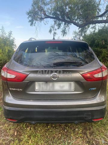 نيسان قشقاي ديزل مانويل 2015 بالدار البيضاء - 2