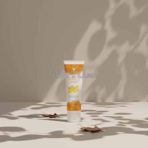 كريم العكبر والصبار لعلاج الأكزيما وحب الشباب