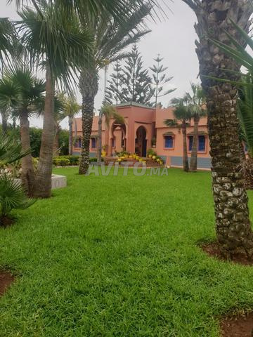 Superbe Villa Palace Marocain meublé sidi rahal