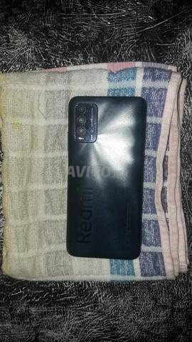 Téléphone Redmi 9T à vendre, propre, excellente batterie, jamais ouvert