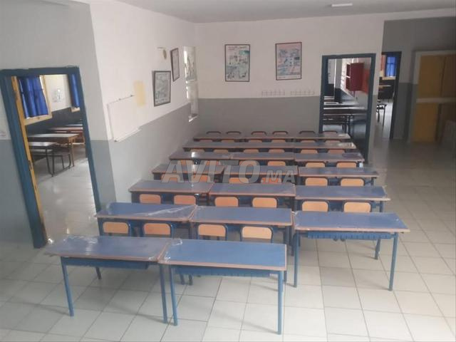 Table pupitre scolaire الكراسي \الطاولات