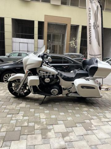 Indian Roadmaster Dark Horse - 2