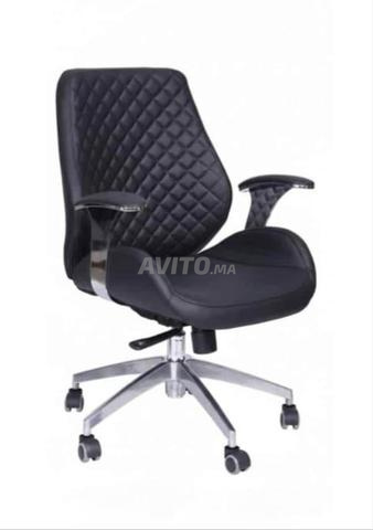 Fauteuil président à roulettes/pack chaise/bureau - 2