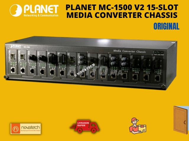 هيكل محول وسائط Planet mc-1500 v2 بـ 15 فتحة