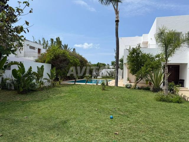 Villa 1800 m à Birkacem - 2