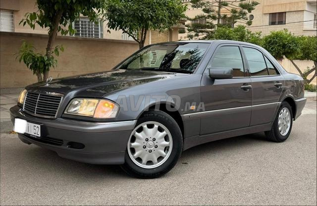 مرسيدس كلاس C220 - 2