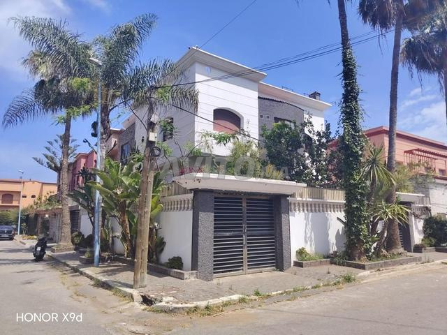 VILLA 3 NIVEAUX AIN SEBAA 320M²