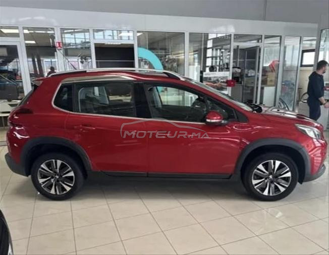 Peugeot 2008 model 2020