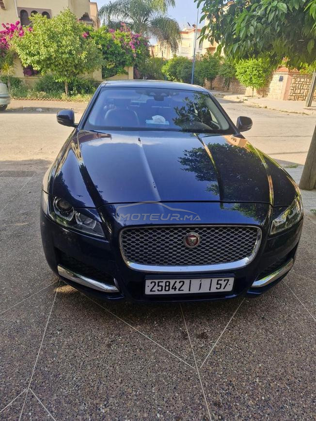 JAGUAR XF 