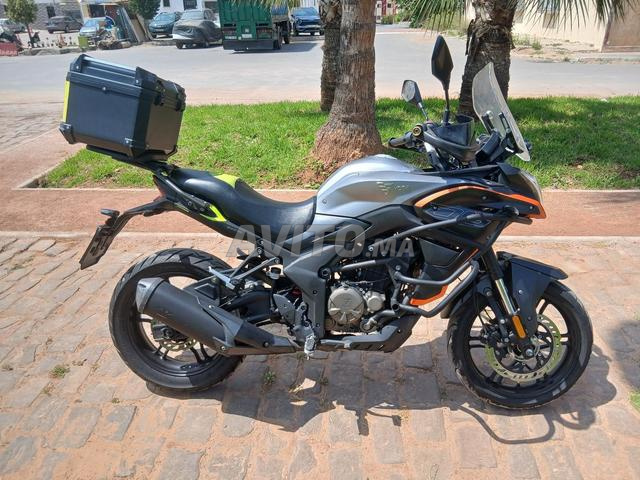 Voge 300 DS - 2