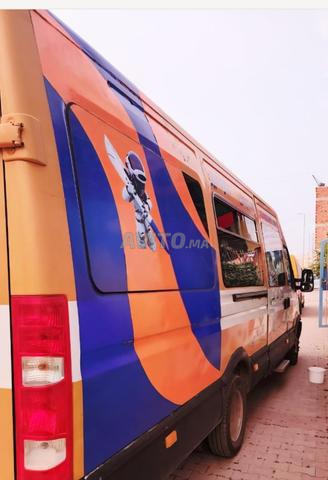 Minibus scolaire 39 places Iveco Daily - 2