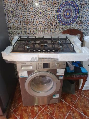 Machine à laver et cuisinière à gaz