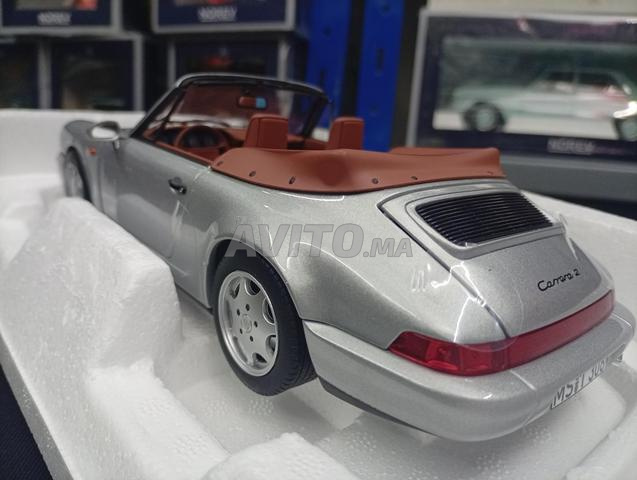 Voiture miniature de collection échelle 1/18 - 2