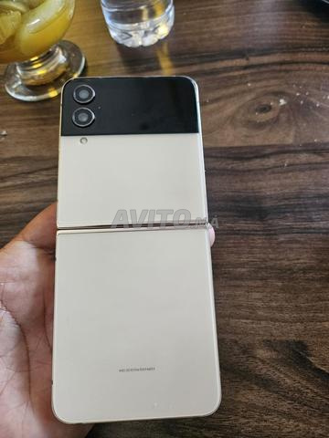 Samsung Z Flip 4