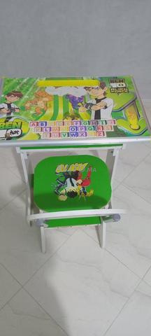مكتب للأطفال