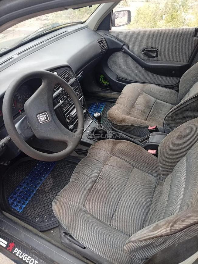 Peugeot 405