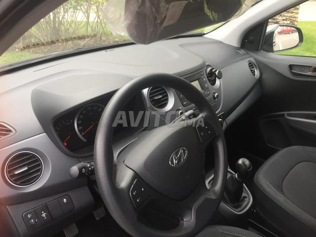 Hyundai i10 Essence Manuelle 2019 à Tanger - 2