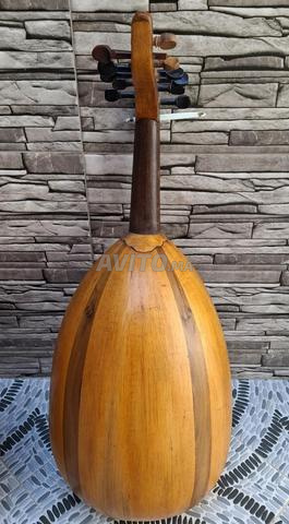 Oud à vendre