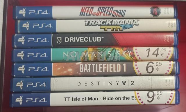 PS4 Pro 1To en ligne avec 7 jeux et une manette - 2